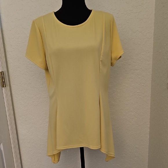 Celmia Collection Tops - Elegant Yellow Women's Top XL